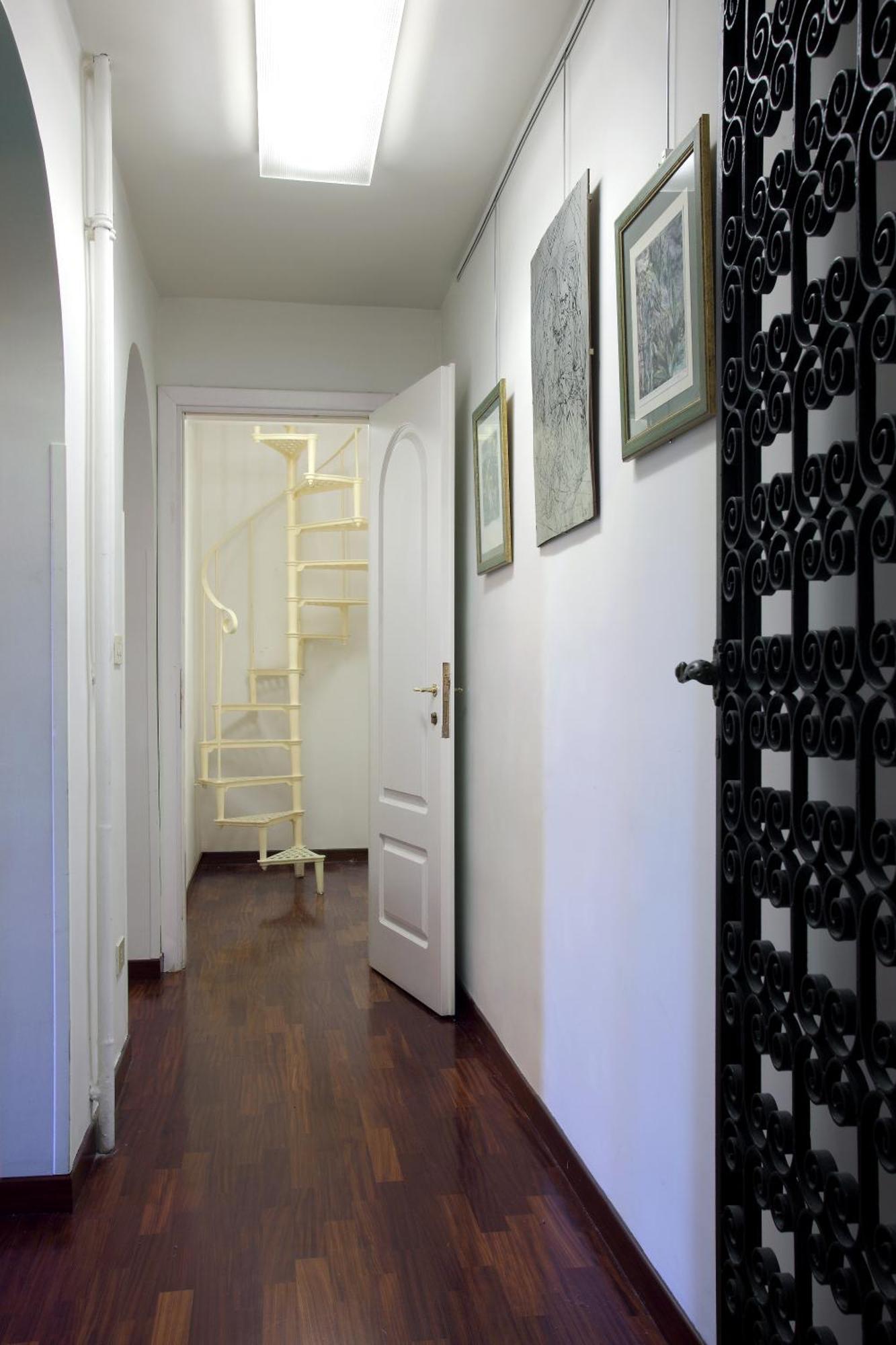 Art Gallery Apartment